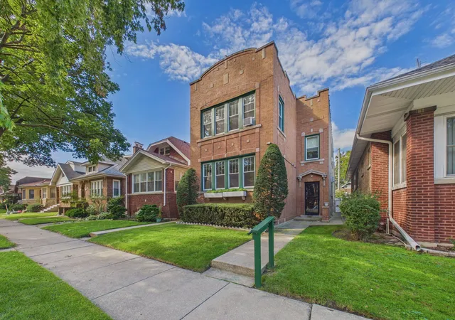Photo 3 of Multi family home for sale at 6554 N Campbell Ave, Chicago, IL 60645 | MLS# 12758661 | Listing updated on 2026-10-06