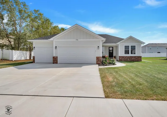 Photo 1 of Single family home for sale at 1710 Yorktown Dr, Bourbonnais, IL 60914 | MLS# 12758674 | Listing updated on 2026-10-03