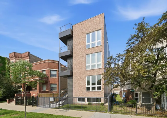 Condo for sale at 1244 N Kedzie Ave #4, Chicago, IL 60651 | MLS# 12758683