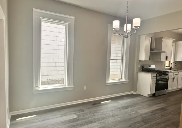 Photo 3 of Single family home for sale at 315 Flagg St, Aurora, IL 60505 | MLS# 12758717 | Listing updated on 2026-09-28