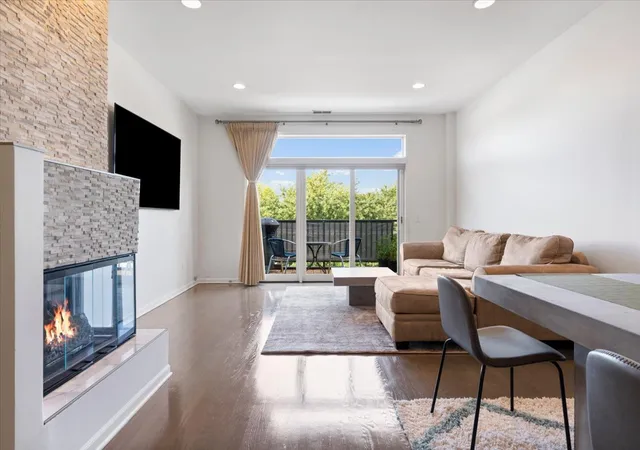 Photo 3 of Condo for sale at 2040 W Belmont Ave #405, Chicago, IL 60618 | MLS# 12758727 | Listing updated on 2026-09-16