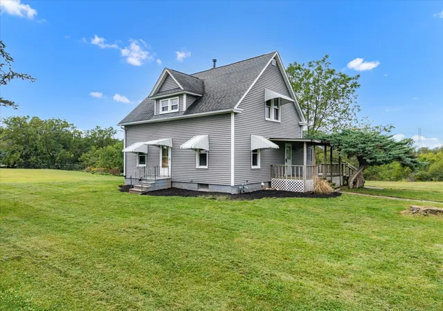 Photo 2 of Single family home for sale at 8850 Ridgewood Rd, Rock Island, IL 61201 | MLS# 12758735 | Listing updated on 2026-09-17