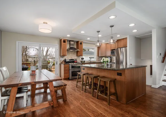 Photo 3 of Single family home for sale at 6006 Osage Ave, Downers Grove, IL 60516 | MLS# 12758769 | Listing updated on 2026-09-23