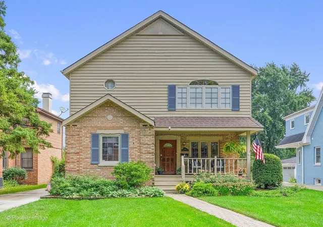Single family home for sale at 4411 Harvey Ave, Western Springs, IL 60558 | MLS# 12758774