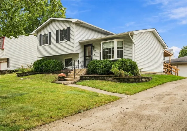 Photo 1 of Single family home for sale at 273 Lyons Dr, Bolingbrook, IL 60440 | MLS# 12758784 | Listing updated on 2026-09-22