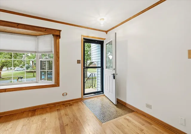 Photo 3 of Single family home for sale at 273 Lyons Dr, Bolingbrook, IL 60440 | MLS# 12758784 | Listing updated on 2026-09-22