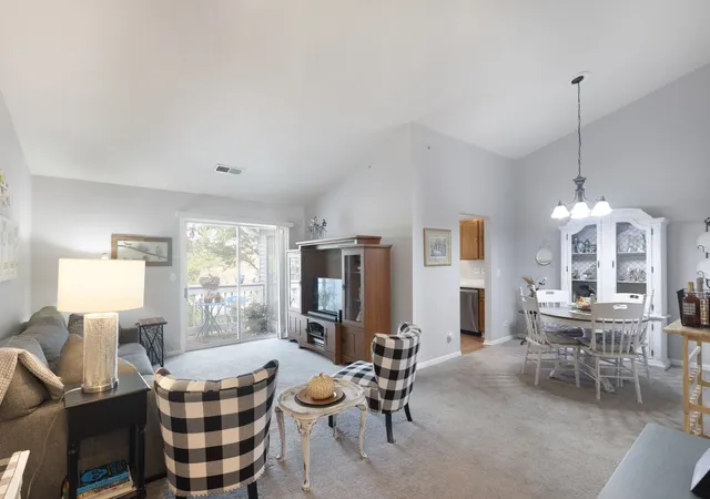 Photo 3 of Condo for sale at 1412 W Crane St #14114, Arlington Heights, IL 60004 | MLS# 12758792 | Listing updated on 2026-09-25