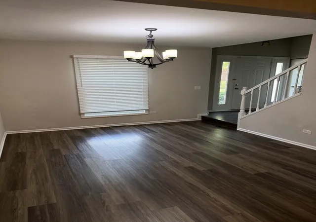 Photo 4 of Townhouse for sale at 1933 N Charter Point Dr, Arlington Heights, IL 60004 | MLS# 12758795 | Listing updated on 2026-09-21
