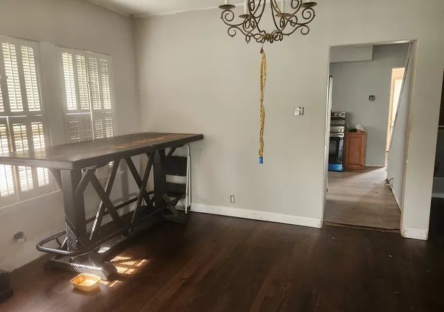 Photo 3 of Single family home for sale at 941 N Lombard Ave, Oak Park, IL 60302 | MLS# 12758798 | Listing updated on 2026-09-25