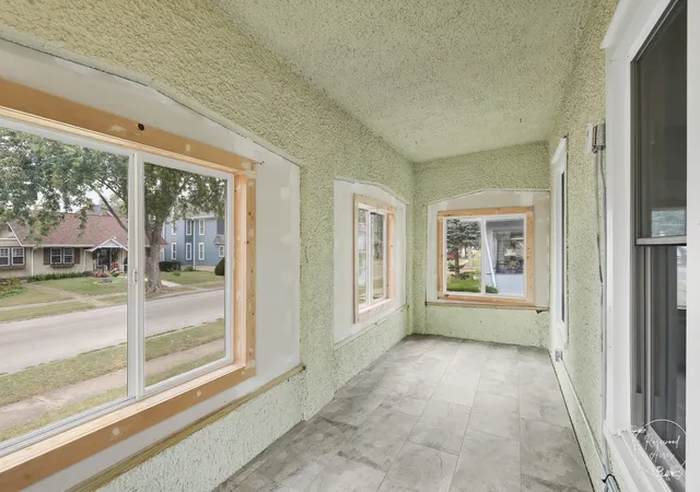 Photo 2 of Single family home for sale at 430 S Myrtle Ave, Kankakee, IL 60901 | MLS# 12758803 | Listing updated on 2026-09-28