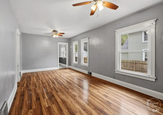 Photo 3 of Single family home for sale at 430 S Myrtle Ave, Kankakee, IL 60901 | MLS# 12758803 | Listing updated on 2026-09-28