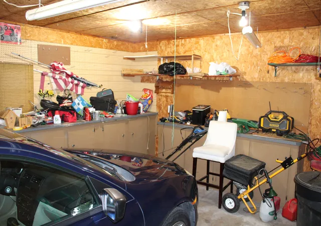 Photo 21 of Manufactured home for sale at 92 Oak Ave, Sandwich, IL 60548 | MLS# 12758825 | Listing updated on 2026-10-02