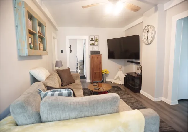Photo 2 of Single family home for sale at 609 W 3rd Street, Sandwich, IL 60548 | MLS# 12758834 | Listing updated on 2026-09-15