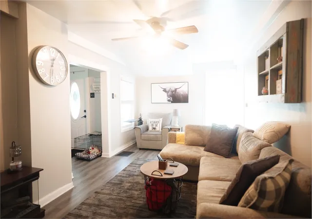 Photo 3 of Single family home for sale at 609 W 3rd Street, Sandwich, IL 60548 | MLS# 12758834 | Listing updated on 2026-09-15