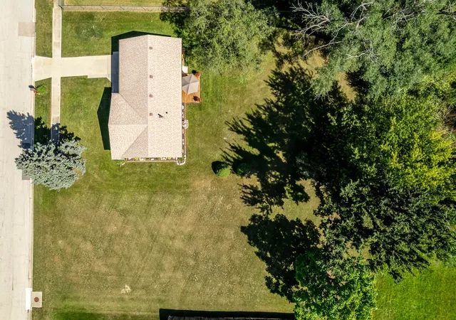 Photo 3 of Sale Pending at 4405 Oconnell St, Rockford, IL 61109 | MLS# 12758841 | Listing updated on 2026-09-22