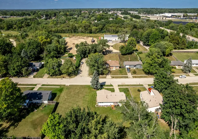 Photo 4 of Sale Pending at 4405 Oconnell St, Rockford, IL 61109 | MLS# 12758841 | Listing updated on 2026-09-22