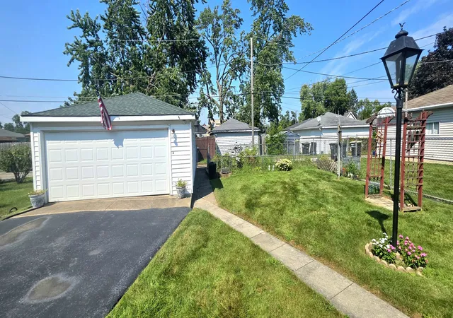 Photo 2 of Single family home for sale at 3438 Monroe St, Lansing, IL 60438 | MLS# 12758843 | Listing updated on 2026-10-01
