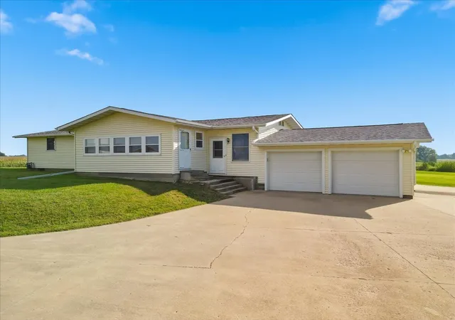 Photo 3 of Single family home for sale at 15661 Moline Rd, Lyndon, IL 61261 | MLS# 12758847 | Listing updated on 2026-09-21