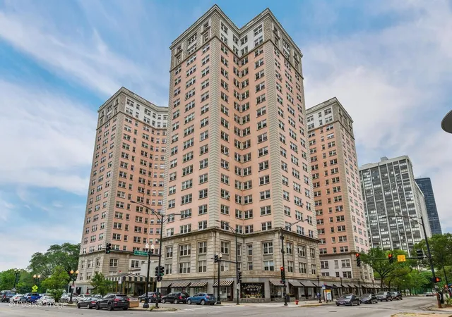 Photo 1 of Condo for sale at 5555 N Sheridan Rd #1612, Chicago, IL 60640 | MLS# 12758853 | Listing updated on 2026-09-16