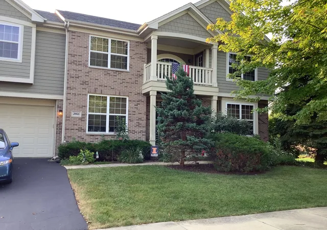 Photo 1 of Single family home for sale at 2921 Kelly Dr, Elgin, IL 60124 | MLS# 12758894 | Listing updated on 2026-10-22