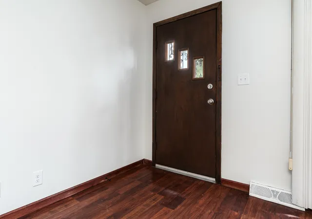 Photo 4 of Sale Pending at 2303 Lucille St, Rockford, IL 61104 | MLS# 12758901 | Listing updated on 2026-09-19