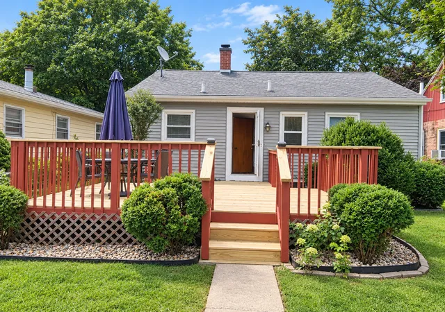 Photo 3 of Sale Pending at 1629 34th Street, Moline, IL 61265 | MLS# 12758908 | Listing updated on 2026-09-23