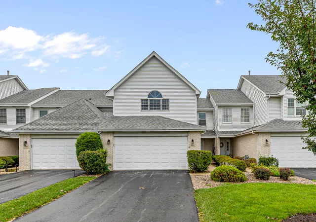 Photo 1 of Townhouse for sale at 9981 Constitution Dr, Orland Park, IL 60462 | MLS# 12758910 | Listing updated on 2026-09-14