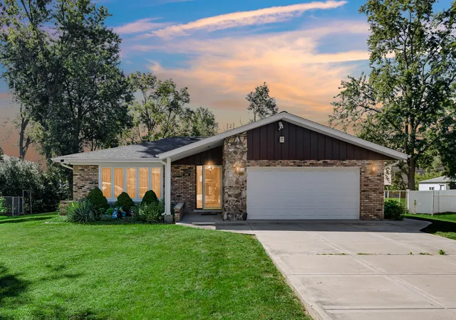 Photo 2 of Single family home for sale at 7903 W 102nd Street, Palos Hills, IL 60465 | MLS# 12758916 | Listing updated on 2026-09-23