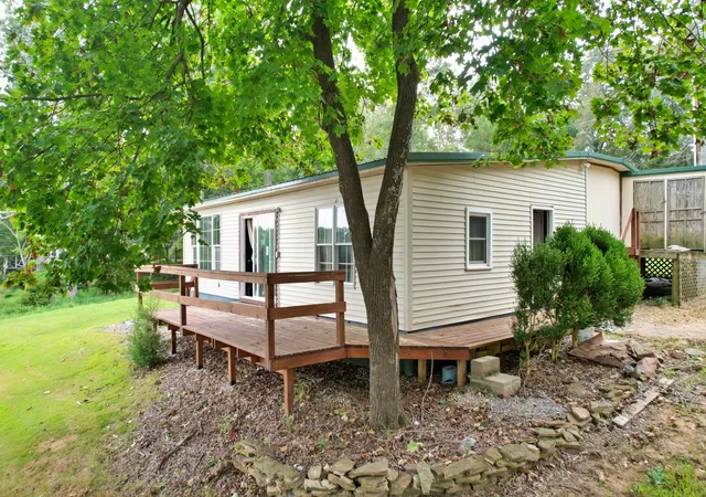 Photo 3 of Single family home for sale at 4151 Mann Lake Rd, Metropolis, IL 62960 | MLS# 12758964 | Listing updated on 2026-09-21