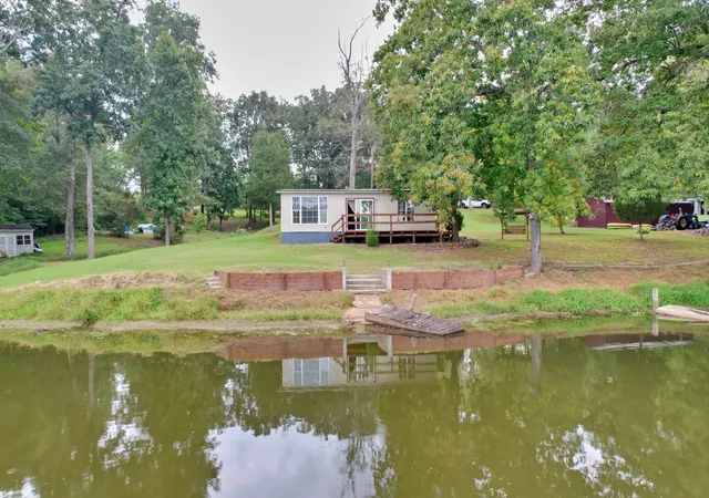 Photo 4 of Single family home for sale at 4151 Mann Lake Rd, Metropolis, IL 62960 | MLS# 12758964 | Listing updated on 2026-09-21