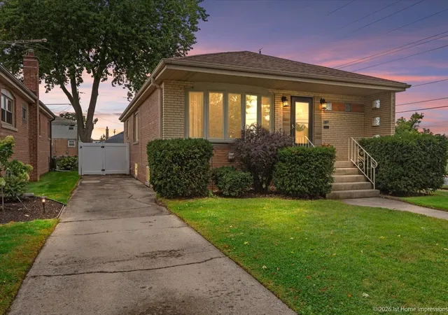 Photo 2 of Single family home for sale at 9100 S Ridgeway Ave, Evergreen Park, IL 60805 | MLS# 12758989 | Listing updated on 2026-09-24