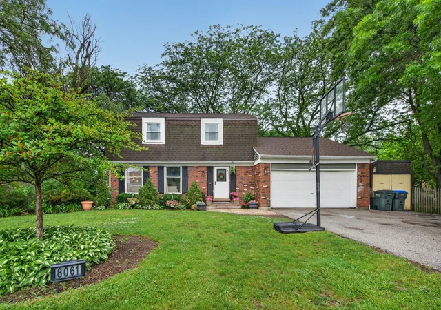 Single family home for sale at 8061 W Hill Rd, Frankfort, IL 60423 | MLS# 12758994