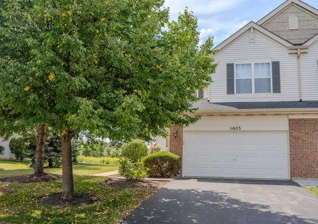 Townhouse for sale at 11623 Grand Cyn Ave #D, Huntley, IL 60142 | MLS# 12759016