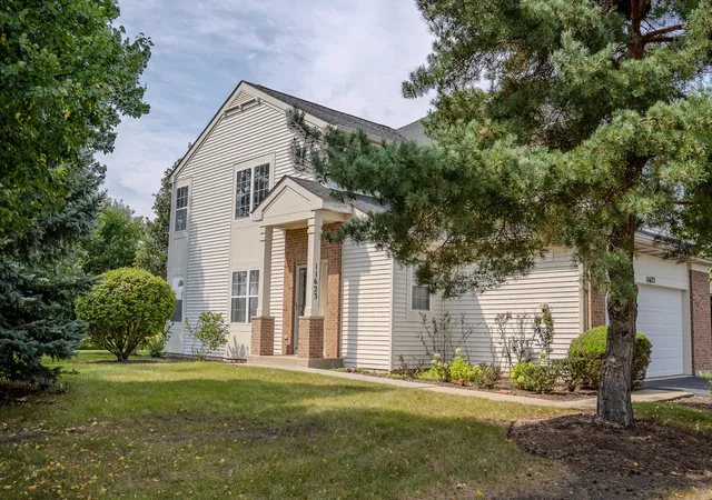Photo 2 of Townhouse for sale at 11623 Grand Cyn Ave #D, Huntley, IL 60142 | MLS# 12759016 | Listing updated on 2026-10-07