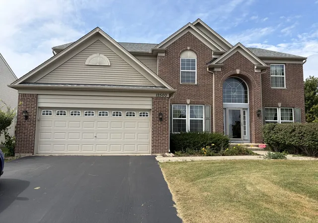 Photo 1 of Single family home for sale at 12500 Canterbury Dr, Plainfield, IL 60585 | MLS# 12759024 | Listing updated on 2026-09-22