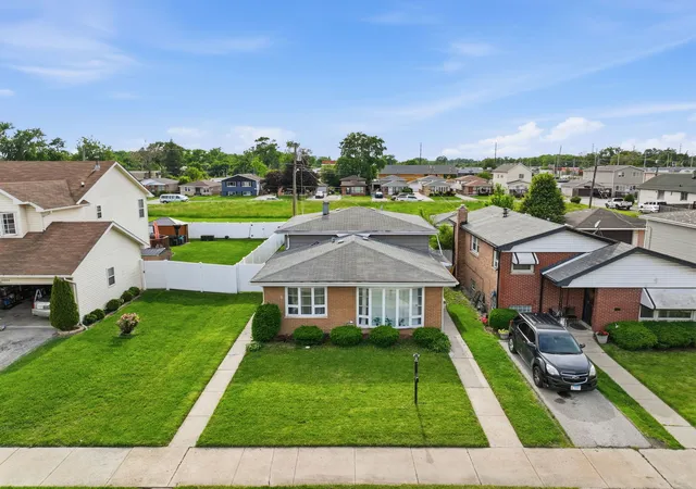 Photo 3 of Single family home for sale at 15930 Paulina St, Harvey, IL 60426 | MLS# 12759053 | Listing updated on 2026-09-14