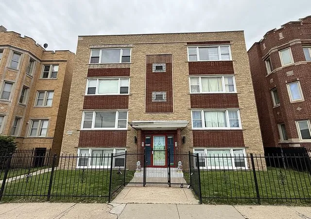 Photo 1 of Condo for sale at 7720 S Jeffery Blvd #1S, Chicago, IL 60649 | MLS# 12759055 | Listing updated on 2026-09-14