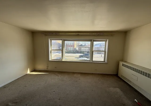 Listing Photo 4 - Condo for sale in building located at 7720 S Jeffery Blvd, Chicago, IL 60649 - Unit #1S