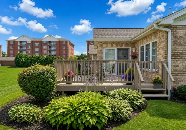 Photo 3 of Single family home for sale at 11417 Foxwoods Ct, Oak Lawn, IL 60453 | MLS# 12759065 | Listing updated on 2026-10-20