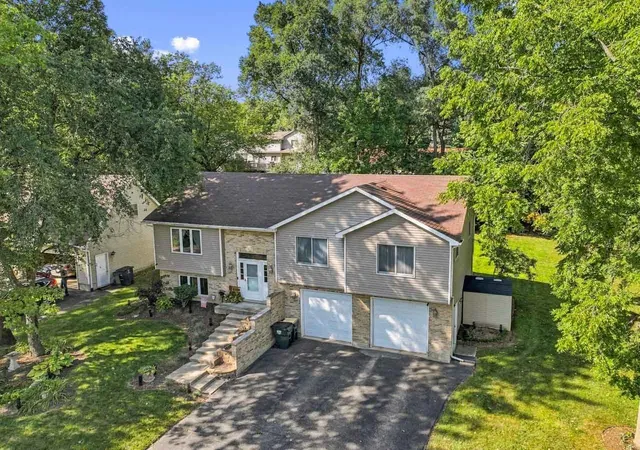 Photo 3 of Single family home for sale at 26032 W Wilson Rd, Antioch, IL 60002 | MLS# 12759079 | Listing updated on 2026-09-23