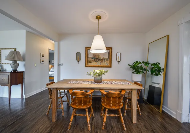 Photo 4 of Single family home for sale at 1612 N Washington St, Wheaton, IL 60187 | MLS# 12759082 | Listing updated on 2026-09-24