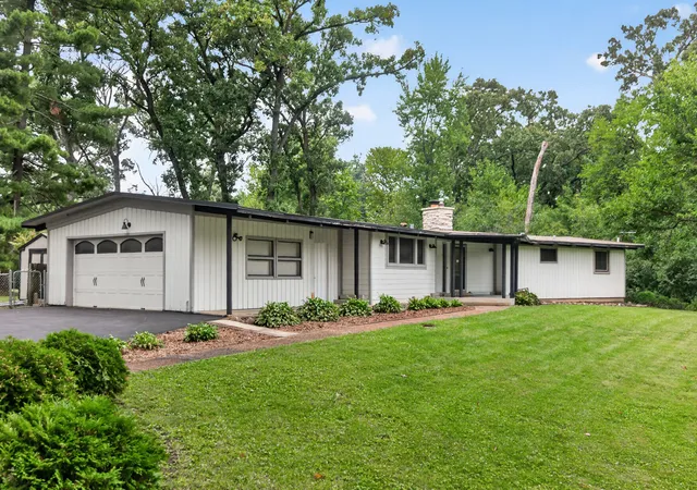 Photo 1 of Single family home for sale at 1s670 Winfield Rd, Wheaton, IL 60189 | MLS# 12759097 | Listing updated on 2026-09-24