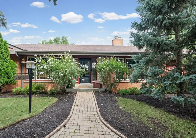 Photo 2 of Single family home for sale at 9400 Kilbourn Ave, Skokie, IL 60076 | MLS# 12759098 | Listing updated on 2026-09-26