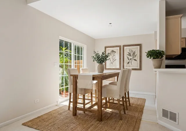 Photo 3 of Townhouse for sale at 1121 E Danbury Dr, Cary, IL 60013 | MLS# 12759099 | Listing updated on 2026-10-06