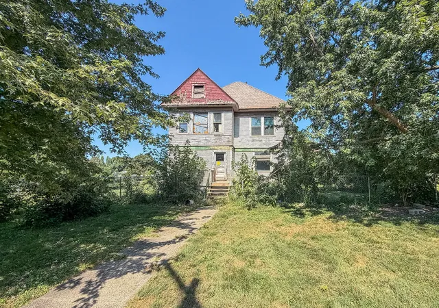 Photo 1 of Single family home for sale at 107 W Green St, Broadlands, IL 61816 | MLS# 12759103 | Listing updated on 2026-10-09