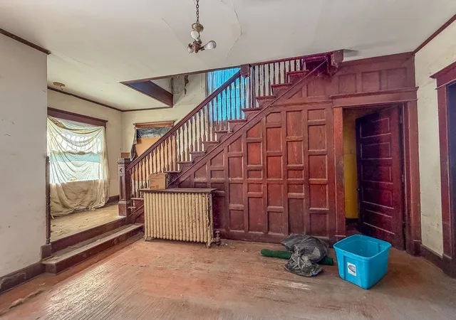 Photo 3 of Single family home for sale at 107 W Green St, Broadlands, IL 61816 | MLS# 12759103 | Listing updated on 2026-10-09