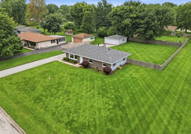 Photo 1 of Single family home for sale at 16306 S Ellna Ct, Plainfield, IL 60586 | MLS# 12759106 | Listing updated on 2026-09-14