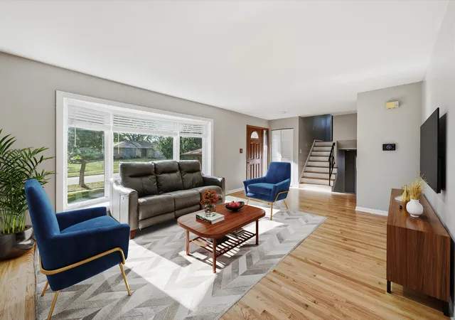 Photo 4 of Single family home for sale at 4602 Magnolia Dr, Rolling Meadows, IL 60008 | MLS# 12759112 | Listing updated on 2026-09-25