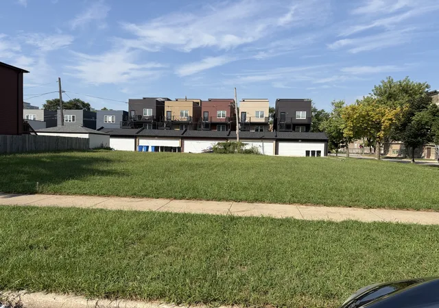Land for sale at 4600 S Champlain Ave, Chicago, IL 60653 | MLS# 12759122