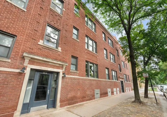 Photo 1 of Condo for sale at 1454 W Roscoe St #1E, Chicago, IL 60657 | MLS# 12759134 | Listing updated on 2026-09-23